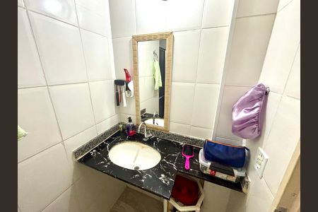Casa para alugar com 68m², 2 quartos e 1 vagaBanheiro 2