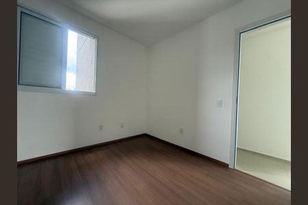 Apartamento à venda com 79m², 3 quartos e 2 vagas Apartamento à venda com 79m², 3 quartos e 2 vagasQuarto 3