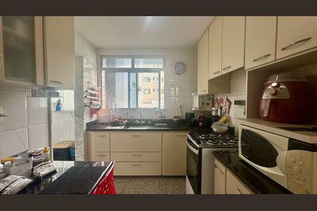 Apartamento à venda com 77m², 2 quartos e 2 vagas Apartamento à venda com 77m², 2 quartos e 2 vagasCozinha