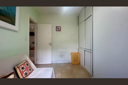 Apartamento à venda com 77m², 2 quartos e 2 vagas Apartamento à venda com 77m², 2 quartos e 2 vagasQuarto