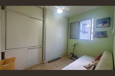 Apartamento à venda com 77m², 2 quartos e 2 vagas Apartamento à venda com 77m², 2 quartos e 2 vagasQuarto