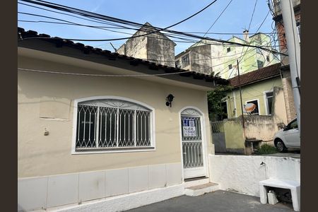 Casa de condomínio para alugar com 60m², 2 quartos e 1 vaga