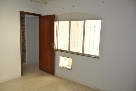 Casa de Condomínio para alugar com 2 quartos, 60m² em Quintino Bocaiúva, Rio de Janeiro