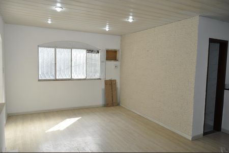 Casa de Condomínio para alugar com 2 quartos, 60m² em Quintino Bocaiúva, Rio de Janeiro