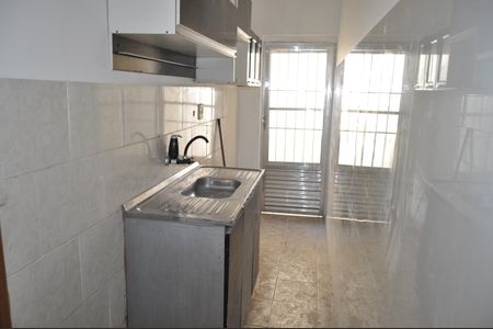 Casa de Condomínio para alugar com 2 quartos, 60m² em Quintino Bocaiúva, Rio de Janeiro