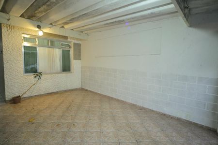 Casa à venda com 112m², 3 quartos e 2 vagasGaragem 