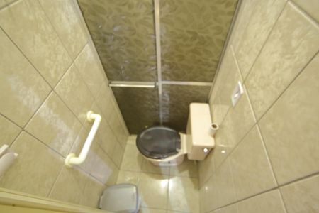 Casa à venda com 112m², 3 quartos e 2 vagasBanheiro de serviço 