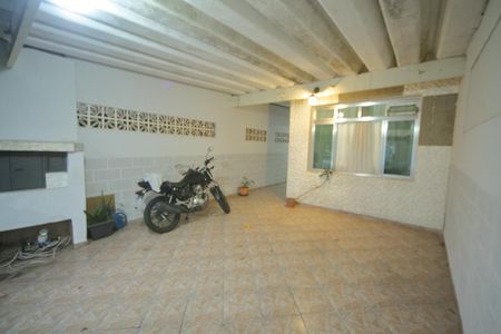 Casa à venda com 112m², 3 quartos e 2 vagasGaragem 