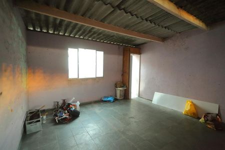 Casa à venda com 112m², 3 quartos e 2 vagasQuarto de serviço/depósito 