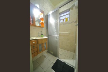 Casa à venda com 112m², 3 quartos e 2 vagasBanheiro 