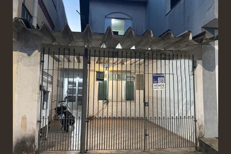 Casa à venda com 112m², 3 quartos e 2 vagasFachada 