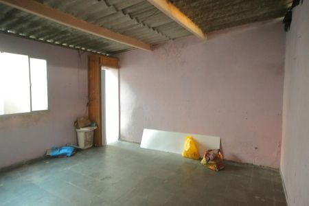 Casa à venda com 112m², 3 quartos e 2 vagasQuarto de serviço/depósito 