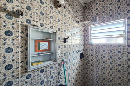 Casa para alugar com 100m², 2 quartos e 1 vagaEdícula
