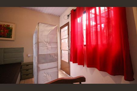 Sala/Quarto de casa para alugar com 1 quarto, 30m² em Parque Santo Eduardo, São Paulo