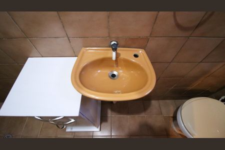 Banheiro de casa para alugar com 1 quarto, 30m² em Parque Santo Eduardo, São Paulo