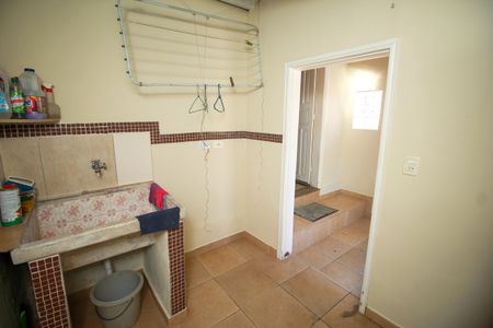 Casa para alugar com 120m², 2 quartos e 1 vagaÁrea de Serviço