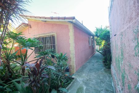 Casa para alugar com 120m², 2 quartos e 1 vagaCorredor Lateral