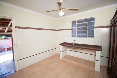 Casa para alugar com 120m², 2 quartos e 1 vagaCozinha