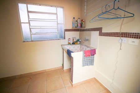 Casa para alugar com 120m², 2 quartos e 1 vagaÁrea de Serviço