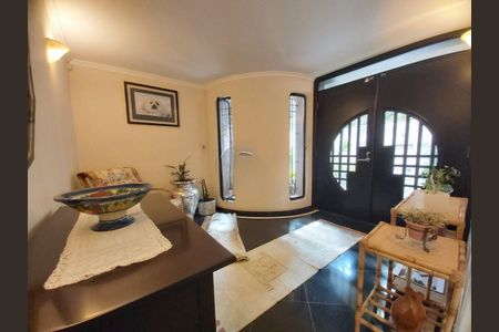 Casa à venda com 3 quartos, 497m² em Pacaembu, São Paulo
