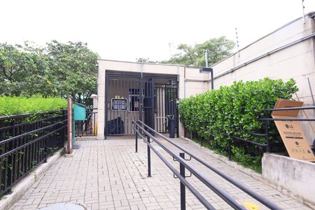 Apartamento para alugar com 45m², 2 quartos e 1 vagaÁrea comum - Portaria