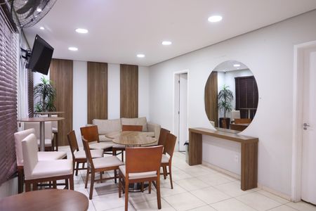 Apartamento para alugar com 45m², 2 quartos e 1 vagaÁrea comum - Salão de festas
