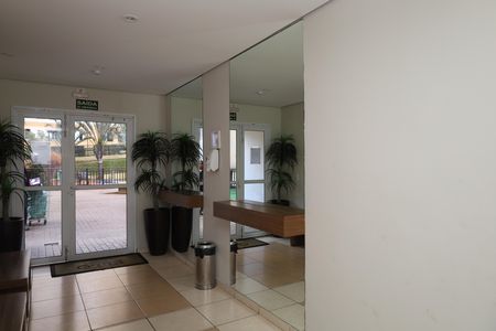 Apartamento para alugar com 45m², 2 quartos e 1 vagaÁrea comum - Saguão do prédio