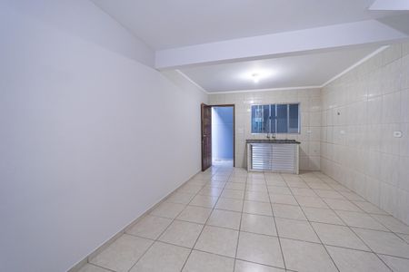 Casa de condomínio para alugar com 60m², 2 quartos e 1 vagaSala/Cozinha