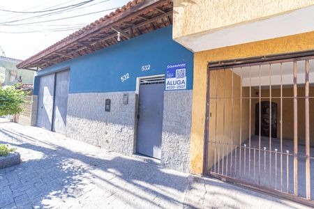 Casa de condomínio para alugar com 60m², 2 quartos e 1 vagaFachada