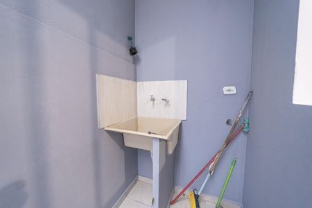 Casa de condomínio para alugar com 60m², 2 quartos e 1 vagaÁrea de Serviço