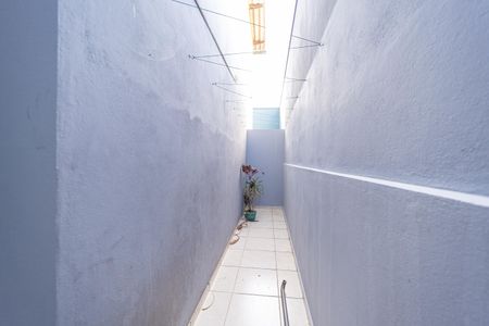 Casa de condomínio para alugar com 60m², 2 quartos e 1 vagaQuintal