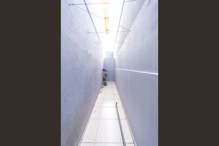 Casa de condomínio para alugar com 60m², 2 quartos e 1 vagaQuintal