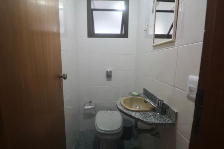 Apartamento para alugar com 120m², 4 quartos e sem vaga Apartamento para alugar com 120m², 4 quartos e sem vagaLavabo