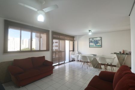 Apartamento para alugar com 120m², 4 quartos e sem vaga Apartamento para alugar com 120m², 4 quartos e sem vagaSala