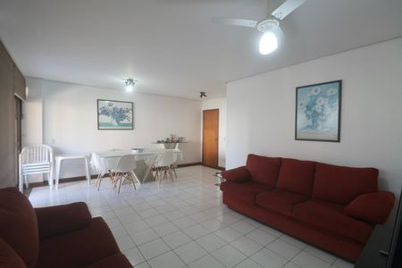 Apartamento para alugar com 120m², 4 quartos e sem vaga Apartamento para alugar com 120m², 4 quartos e sem vagaSala