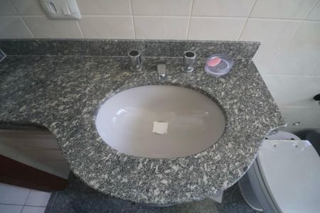 Apartamento para alugar com 120m², 4 quartos e sem vaga Apartamento para alugar com 120m², 4 quartos e sem vagaBanheiro Social