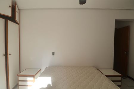 Apartamento para alugar com 120m², 4 quartos e sem vaga Apartamento para alugar com 120m², 4 quartos e sem vagaSuíte