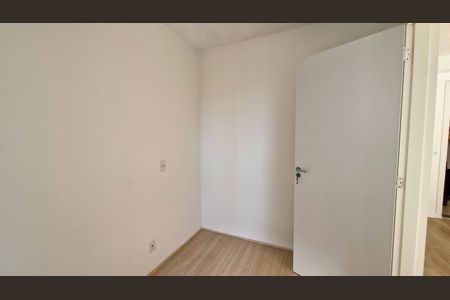 Quarto de apartamento para alugar com 2 quartos, 35m² em Jardim Sabara, São Paulo