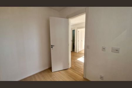 Quarto de apartamento para alugar com 2 quartos, 35m² em Jardim Sabara, São Paulo