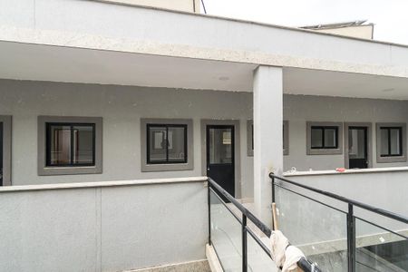 Vista da Sala de apartamento para alugar com 1 quarto, 35m² em Olaria, Rio de Janeiro