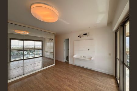 Apartamento à venda com 260m², 4 quartos e 3 vagasSuíte 1 (Master)