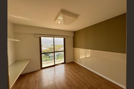 Apartamento à venda com 260m², 4 quartos e 3 vagasSuíte 2
