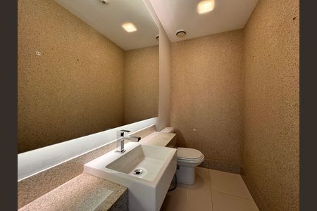 Apartamento à venda com 260m², 4 quartos e 3 vagasLavabo