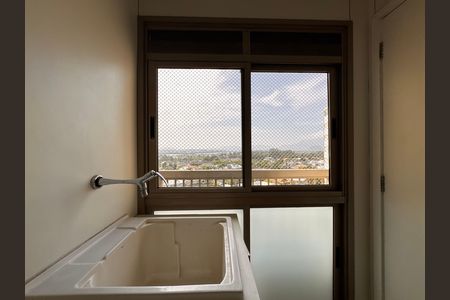 Apartamento à venda com 260m², 4 quartos e 3 vagasCozinha e Área de Serviço