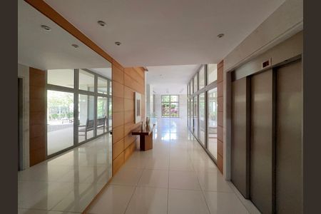 Apartamento à venda com 260m², 4 quartos e 3 vagasÁrea comum