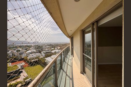 Apartamento à venda com 260m², 4 quartos e 3 vagasSuíte 2 - Varanda