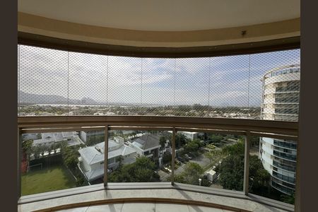 Apartamento à venda com 260m², 4 quartos e 3 vagasSuíte 1 (Master) - Varanda
