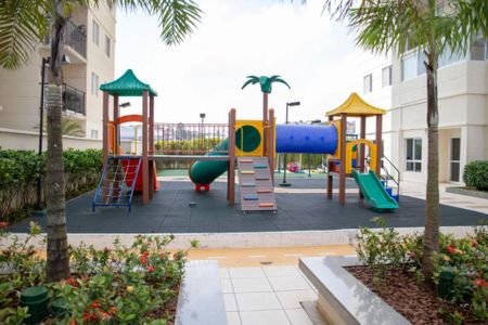 Apartamento à venda com 47m², 2 quartos e 1 vaga Apartamento à venda com 47m², 2 quartos e 1 vagaPlayground
