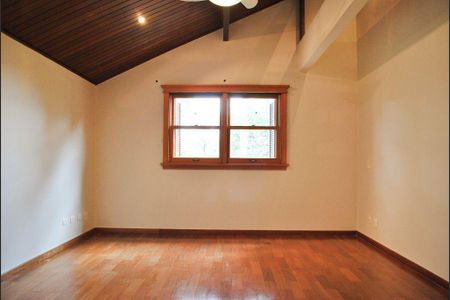 Casa para alugar com 4 quartos, 533m² em Jardim Prudência, São Paulo