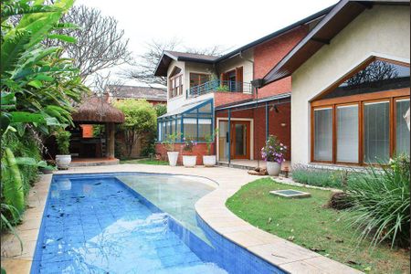Casa para alugar com 533m², 4 quartos e 5 vagas